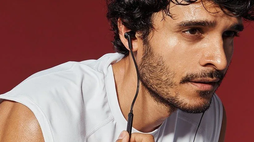 سماعة Belkin سلكية بمنفذ Lightning