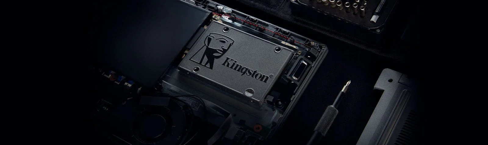 قرص SSD داخلي Kingston A400 سعة 960GB بواجهة SATA 3 مقاس 2.5 بوصة