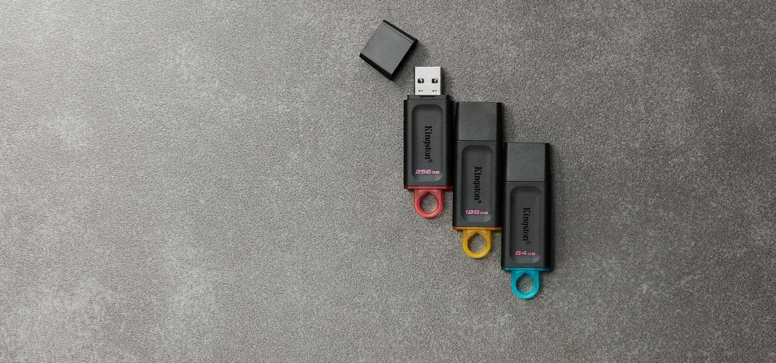 فلاشة Kingston DataTraveler Exodia سعة 128GB بمنفذ USB-A 3.2
