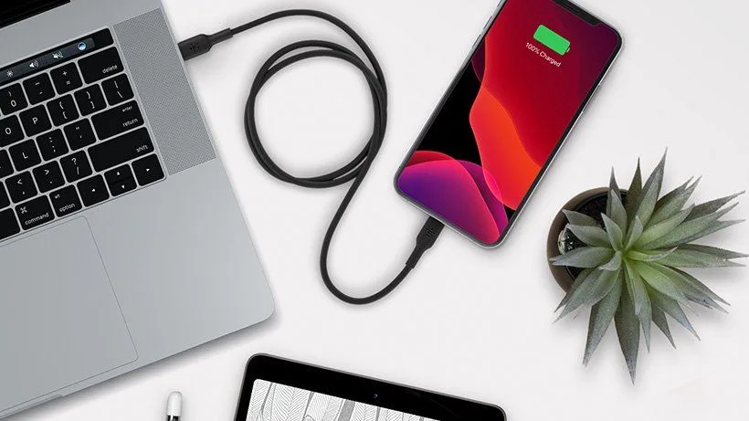 كابل Belkin من USB-C إلى Lightning بطول 1 متر - أبيض