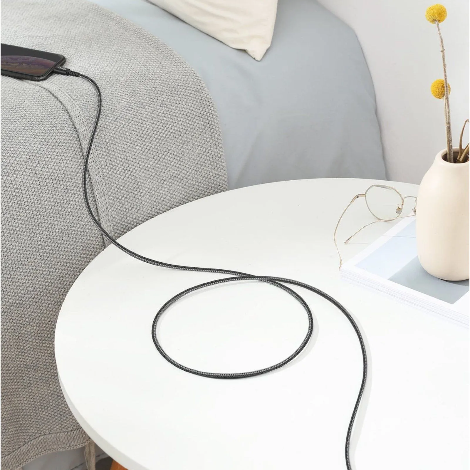 كابل Anker PowerLine Select+ من USB-C إلى Lightning من النايلون المتين - 1.8 متر