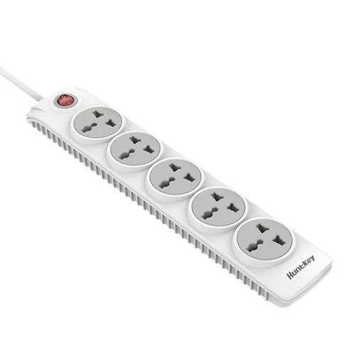 مشترك كهرباء Huntkey SZN501 MK بخمسة مقابس عالمية 10 أمبير - طول 3 أمتار
